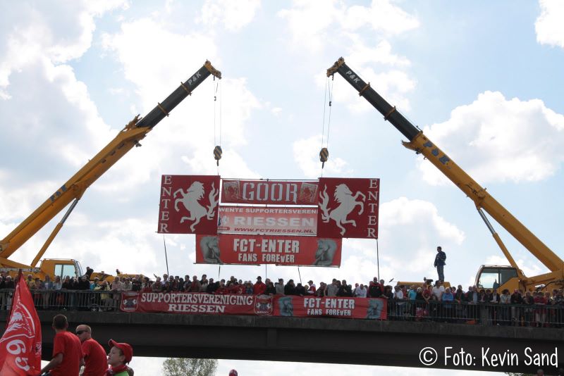 uitzwaaien fc twente