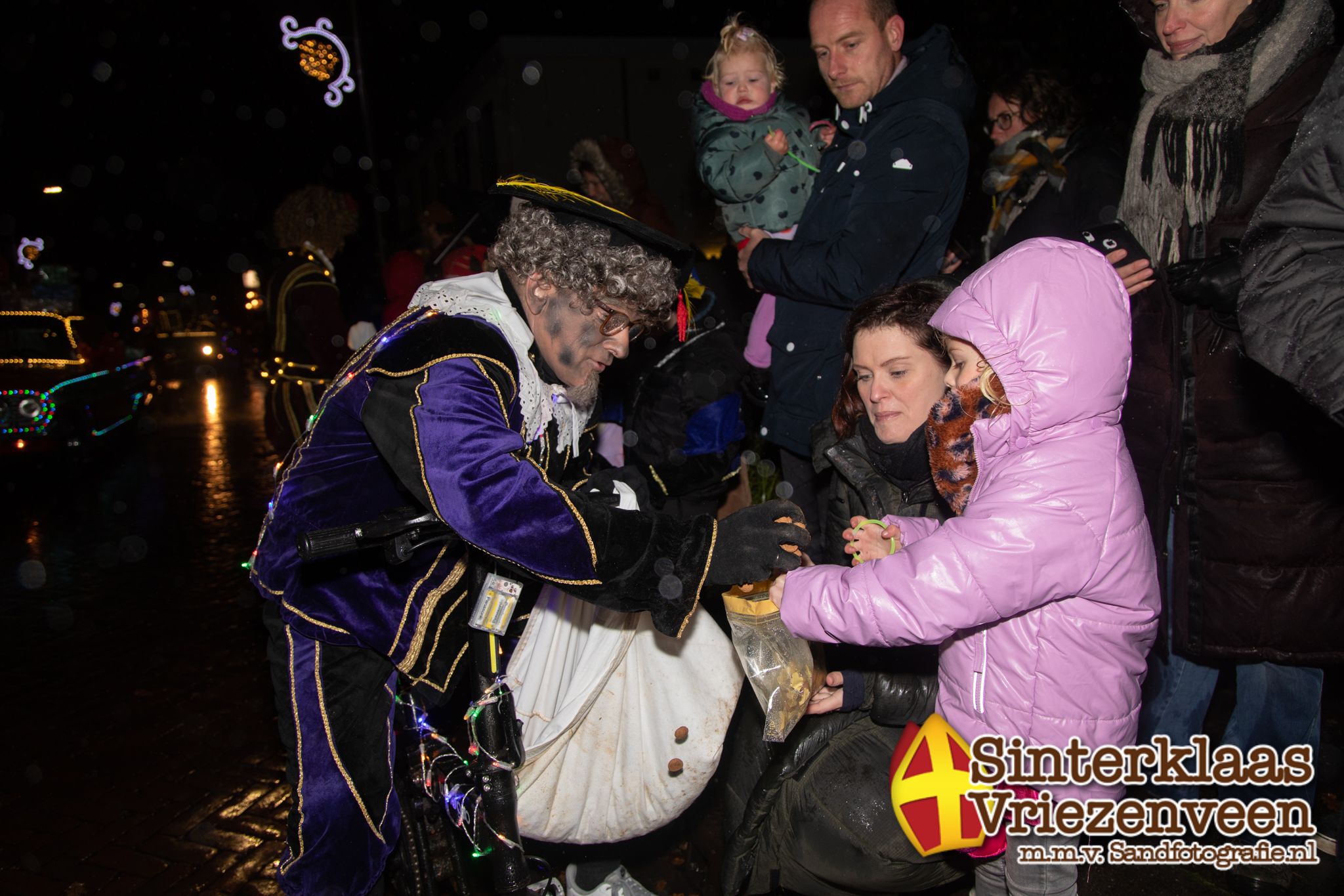 Verlichte Sinterklaasintocht 18 november 2023 Vriezenveen Sand Fotografie